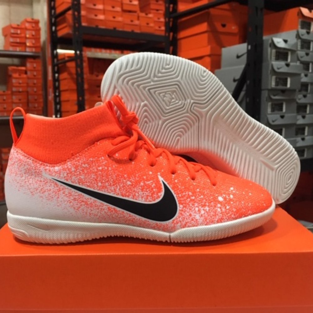 Nike Junior Superfly 6 Academy IC Soccer Shoes NEW